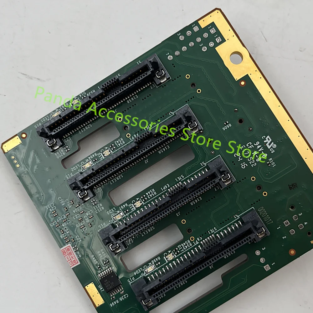 BPN-NVME5-228N-S4 4-disk hard drive backplane without cables
BPN-NVME5-228N-S4 4-disk hard drive backplane without cables