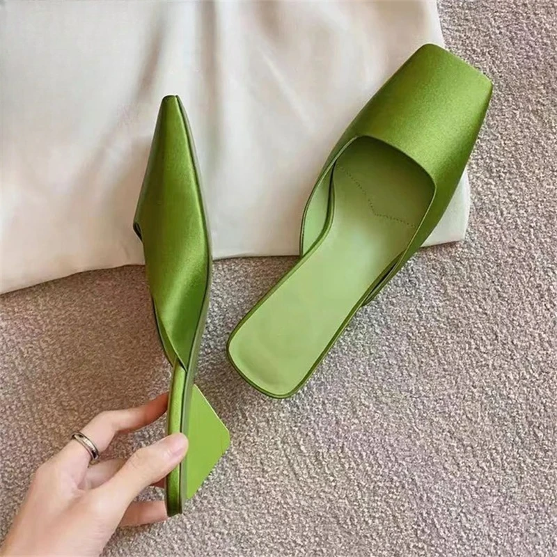 Aneikeh Vintage Green Silk Satin Mule Sandals Women's Square Toe Low Heel Backless Shoes Casual Elegant Flat Slippers Daily Wear
Aneikeh Vintage Green Silk Satin Mule Sandals Women's Square Toe Low Heel Backless Shoes Casual Elegant Flat Slippers Daily Wear