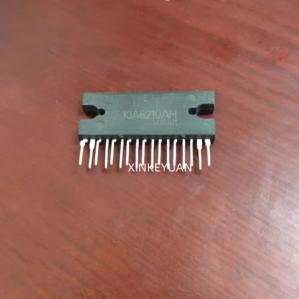 KIA6210AH original and brand-new integrated circuit chip
KIA6210AH original and brand-new integrated circuit chip