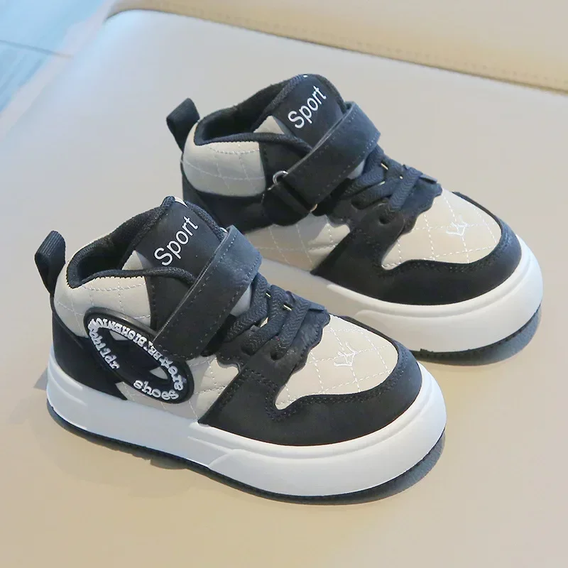 New Fashion High-top Children's Sneakers Baby Boy Girl Outdoor Non-Slip Running Sports Shoes Lightweight Kids Walking Board Shoe
New Fashion High-top Children's Sneakers Baby Boy Girl Outdoor Non-Slip Running Sports Shoes Lightweight Kids Walking Board Shoe