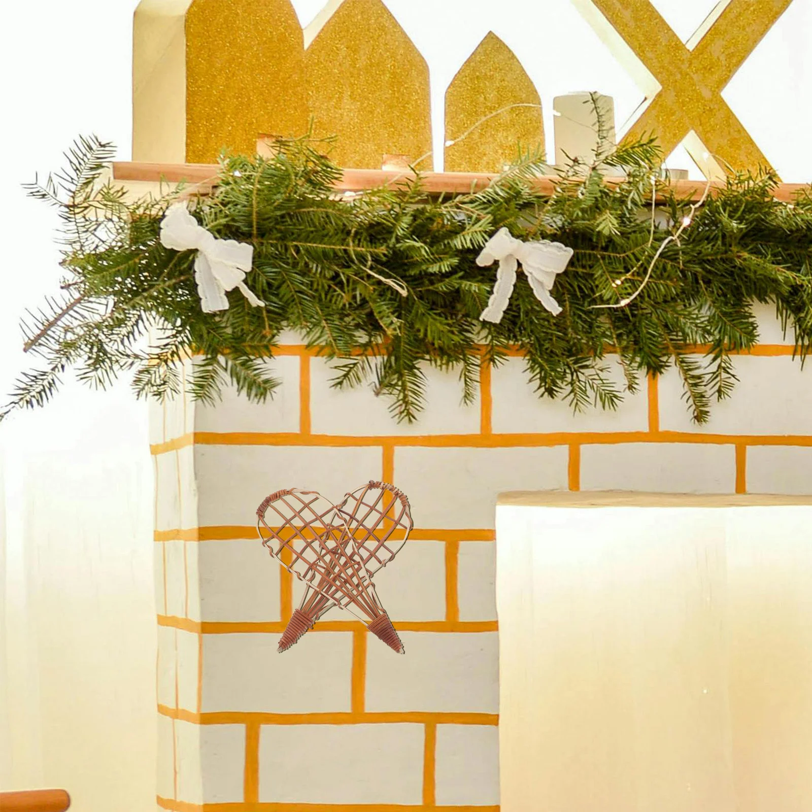 2Pcs Christmas Hanging Wall Decorations Bamboo Ornaments Xmas Tree Decor Party Props Holiday Decor Christmas Ornament 
2Pcs Christmas Hanging Wall Decorations Bamboo Ornaments Xmas Tree Decor Party Props Holiday Decor Christmas Ornament