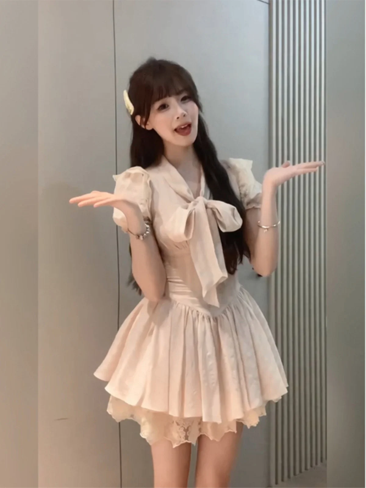 XZY Sweet And Gentle Pink Summer Short Dress Women's A-Line Skirt Waist-Cinching Fluffy Korean Style plus Size Casual Wear
XZY Sweet And Gentle Pink Summer Short Dress Women's A-Line Skirt Waist-Cinching Fluffy Korean Style plus Size Casual Wear
