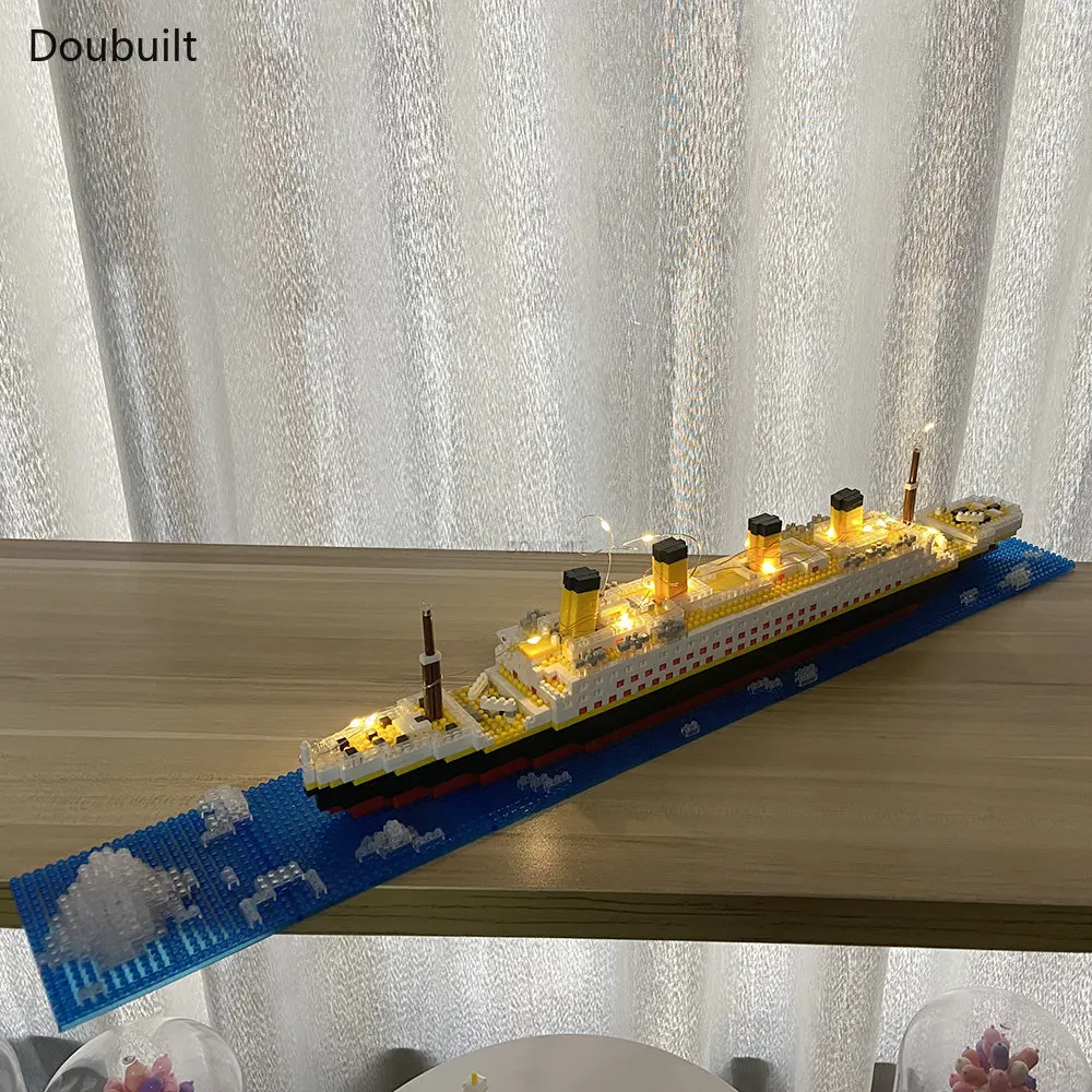 Duobuilt светодиодный Айсберг Титаник круизный лайнер Микро Мини строительный блок конструктор пластиковые модели Кирпичи Детские игрушки быстрая доставка
Duobuilt светодиодный Айсберг Титаник круизный лайнер Микро Мини строительный блок конструктор пластиковые модели Кирпичи Детские игрушки быстрая доставка