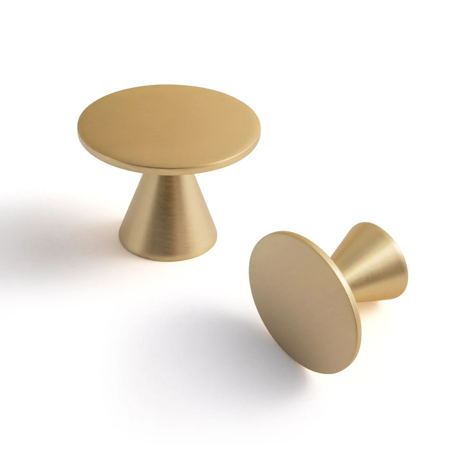 Circle Knob Furniture Knob Cabinet Handle and Pulls Round Knob for Kitchen Drawer Cabinet Knobs Door Handle
Circle Knob Furniture Knob Cabinet Handle and Pulls Round Knob for Kitchen Drawer Cabinet Knobs Door Handle