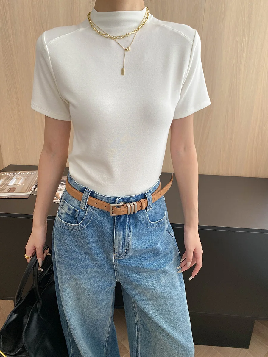 2025 Spring And Autumn Fashion Half-High Neck T-shirt Top Slim Fit Straight Shoulder Slimming Bottom Short Sleeve T-shirt
2025 Spring And Autumn Fashion Half-High Neck T-shirt Top Slim Fit Straight Shoulder Slimming Bottom Short Sleeve T-shirt