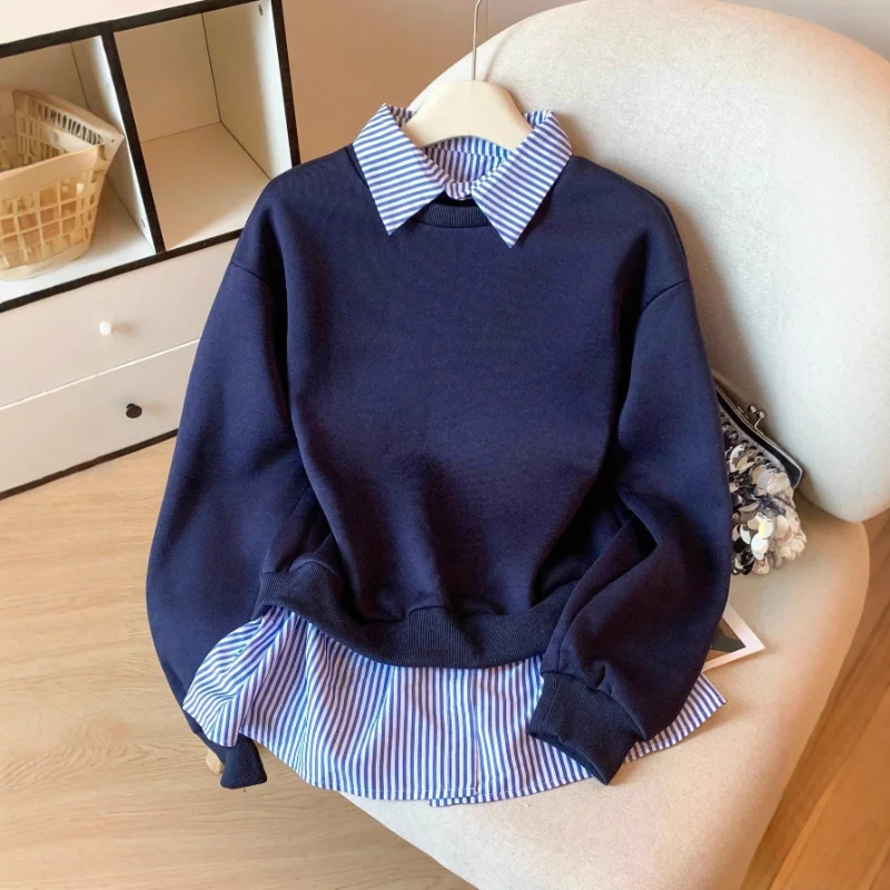 Женский свитшот с полосатыми вставками, имитация двухслойного дизайна, женский пуловер с длинными рукавами, модный топ
Женский свитшот с полосатыми вставками, имитация двухслойного дизайна, женский пуловер с длинными рукавами, модный топ