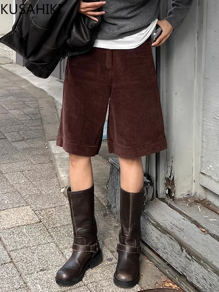 KUSAHIKI Korean Chic Autumn Winter Retro Style High Waist Slimming Versatile Corduroy Half Pants Casual Trousers
KUSAHIKI Korean Chic Autumn Winter Retro Style High Waist Slimming Versatile Corduroy Half Pants Casual Trousers
