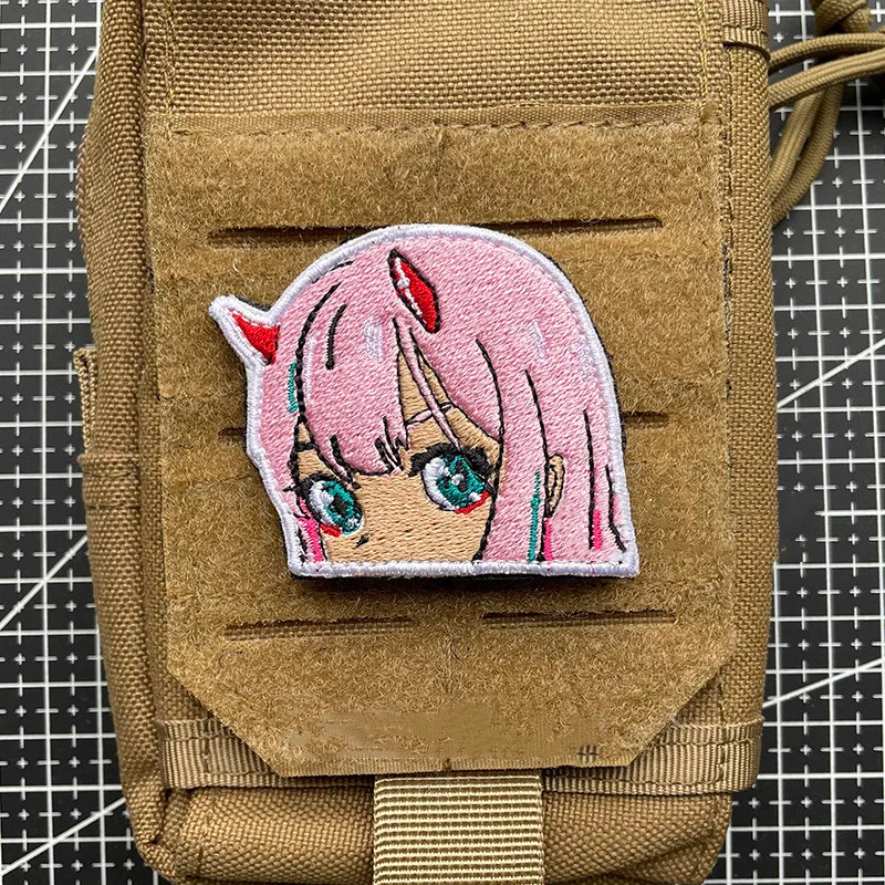 Anime Two-dimensional Girl Embroidery Patch Pink Hair Horn Girl Badge Outdoor Tactical Bag Stickers DARLING IN THE FRANXX 02
Anime Two-dimensional Girl Embroidery Patch Pink Hair Horn Girl Badge Outdoor Tactical Bag Stickers DARLING IN THE FRANXX 02