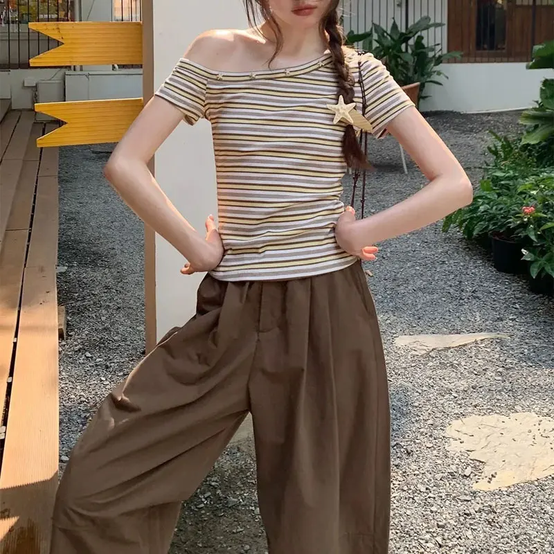 Contrasting Colors Korean Striped Pullovers Summer Skew Collar Women's Clothing Slim Stylish Off Shoulder Asymmetrical T-shirts
Contrasting Colors Korean Striped Pullovers Summer Skew Collar Women's Clothing Slim Stylish Off Shoulder Asymmetrical T-shirts
