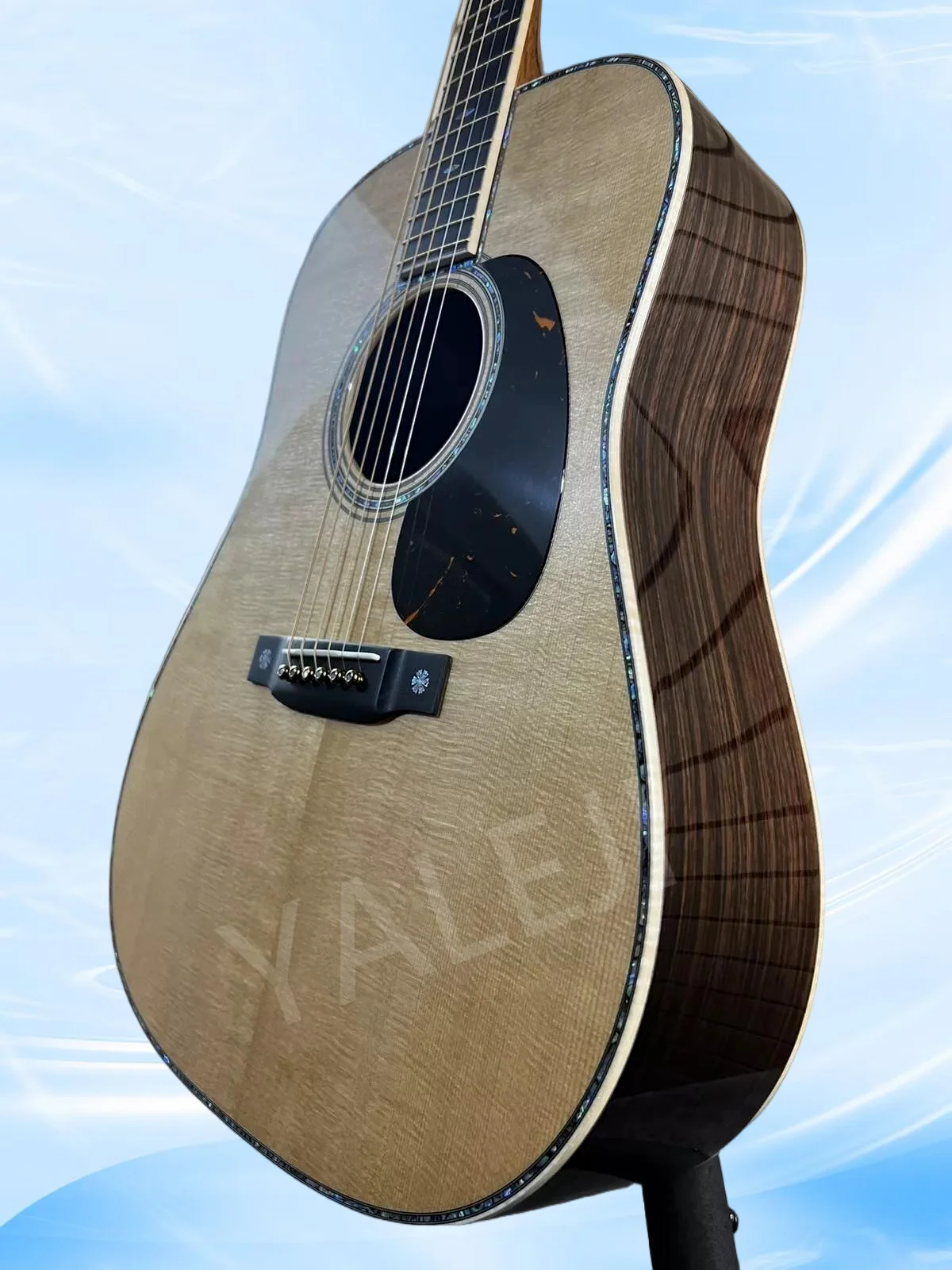 D42 Modern Deluxe Acoustic Guitar - Natural w/OHSC & PELK*D #031 2025
D42 Modern Deluxe Acoustic Guitar - Natural w/OHSC & PELK*D #031 2025