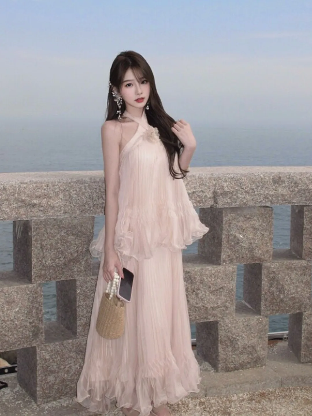 Gentle Wind Beautiful Hanging Neck Strap Fairy Long Dress Summer 2026 Elegant Mysterious Cotton mid High Waist Gown
Gentle Wind Beautiful Hanging Neck Strap Fairy Long Dress Summer 2026 Elegant Mysterious Cotton mid High Waist Gown