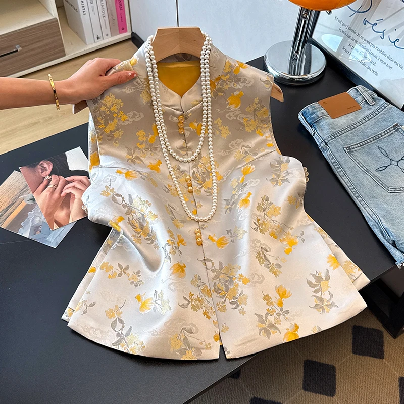 New Chinese Style Tang Suit Retro Button Satin Heavy Embroidery National Trend Improved Jacket Hanfu Outerwear
New Chinese Style Tang Suit Retro Button Satin Heavy Embroidery National Trend Improved Jacket Hanfu Outerwear