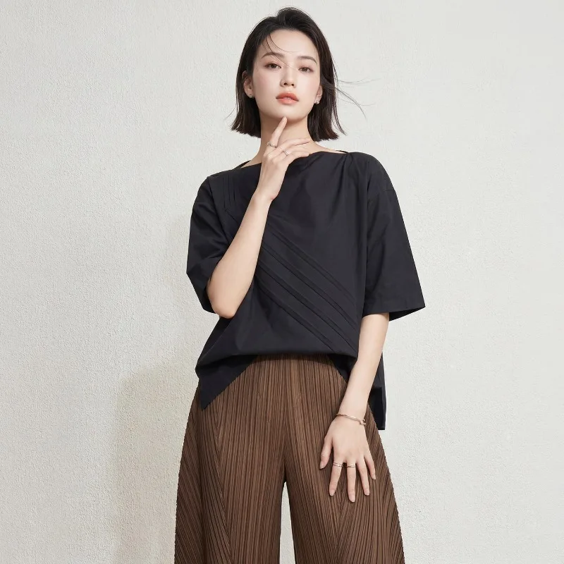 Miyake Pleated Original 2026 High-End White Pleated Shirt for Women Boat Neck Mid-Sleeve Unique Design Loose Fit Commuter Top
Miyake Pleated Original 2026 High-End White Pleated Shirt for Women Boat Neck Mid-Sleeve Unique Design Loose Fit Commuter Top
