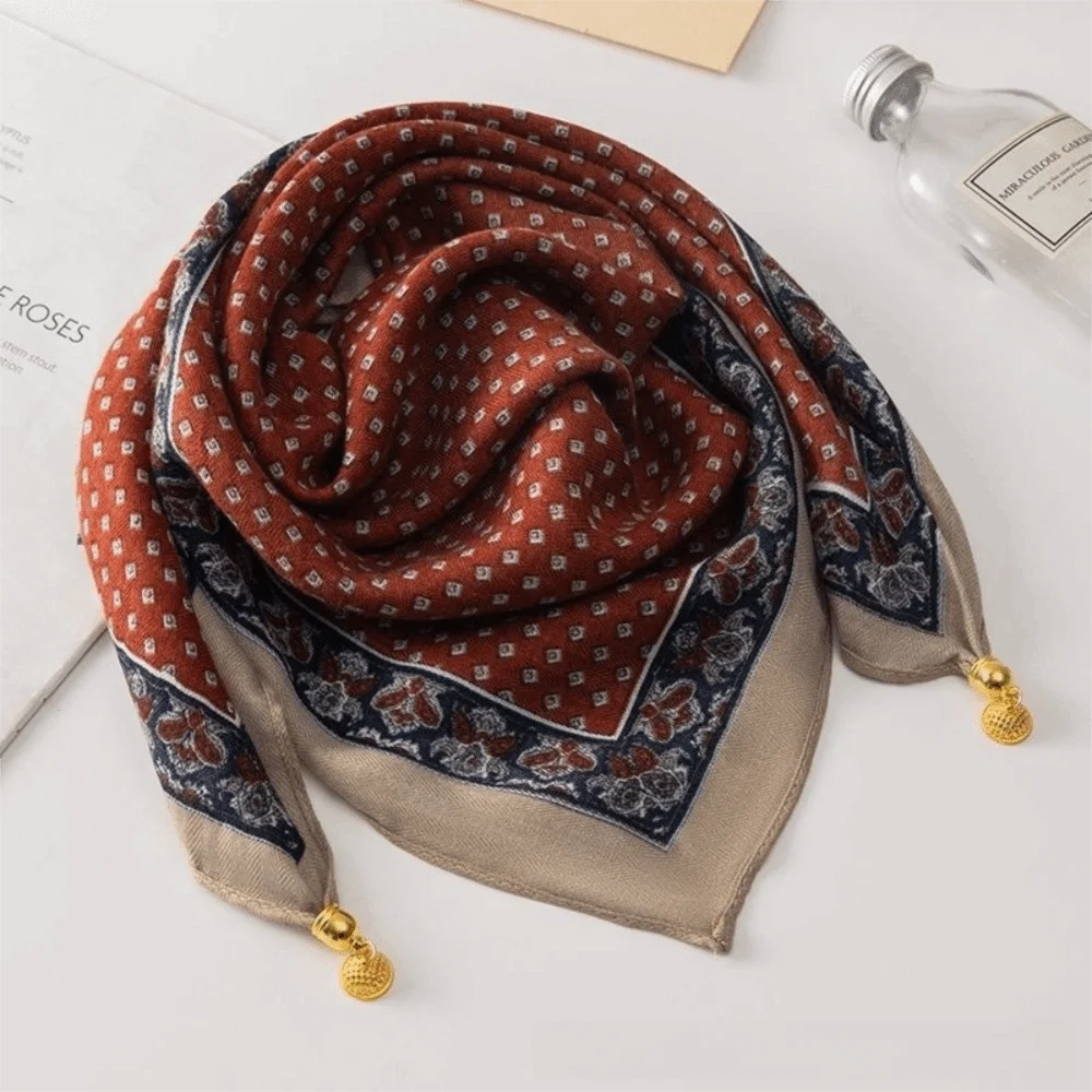 Soft Cotton Magnetic Print Scarves Magnetic Buckle Floral Print Women Floral Neckerchief 65x65cm Soft Shawl Girl Women
Soft Cotton Magnetic Print Scarves Magnetic Buckle Floral Print Women Floral Neckerchief 65x65cm Soft Shawl Girl Women