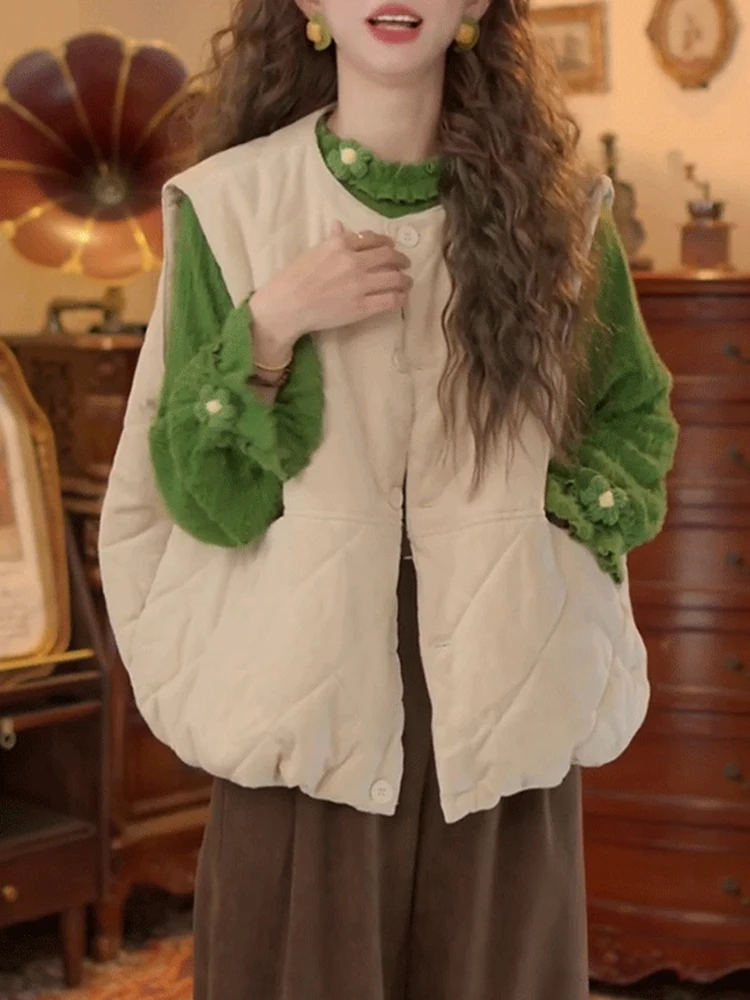 Женский жилет в стиле ретро, белый, улучшающий, большие размеры, модный, утягивающий, универсальный, на осень-зиму, теплый
Женский жилет в стиле ретро, белый, улучшающий, большие размеры, модный, утягивающий, универсальный, на осень-зиму, теплый