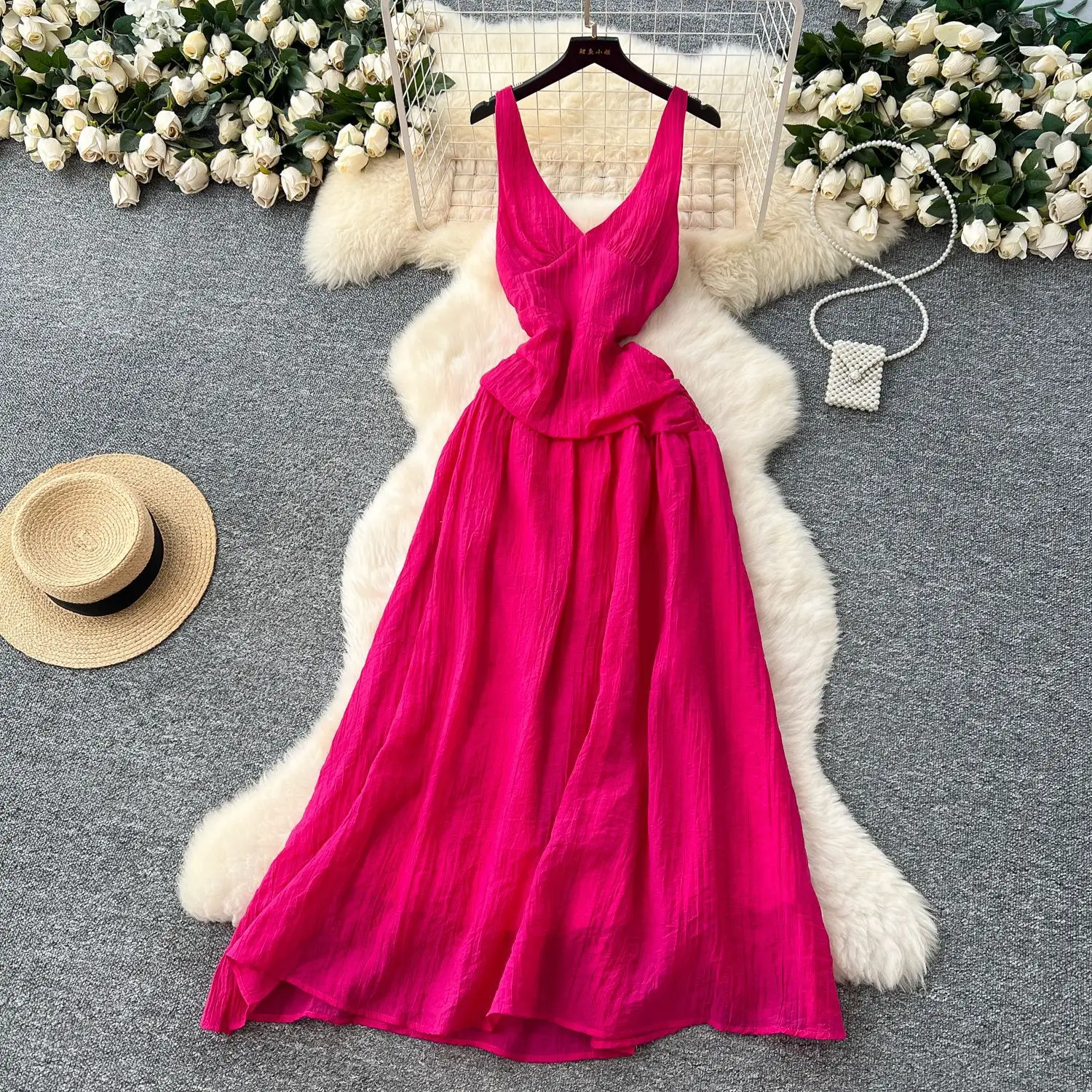 Women Dresses Sleeveless V Neck Pullover Solid A Line Dress Loose Fit Spliced Ankle Length Vestidos Sexy Summer Backless
Women Dresses Sleeveless V Neck Pullover Solid A Line Dress Loose Fit Spliced Ankle Length Vestidos Sexy Summer Backless