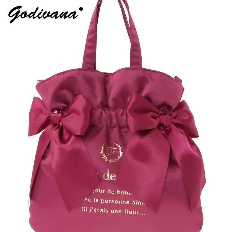 Japanese Style New Cute Bow Satin Satchel Shoulder Crossbody Bags Transparent Pain Bag Totes Kawaii Stuffed Bear Pendant
Japanese Style New Cute Bow Satin Satchel Shoulder Crossbody Bags Transparent Pain Bag Totes Kawaii Stuffed Bear Pendant
