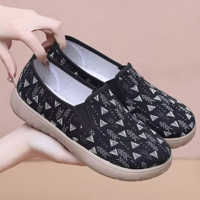 Women's Spring and Autumn New Casual Versatile Shoes with Soft BottomBreathableLightweightComfortableDurableLazy Single Shoes
Women's Spring and Autumn New Casual Versatile Shoes with Soft BottomBreathableLightweightComfortableDurableLazy Single Shoes