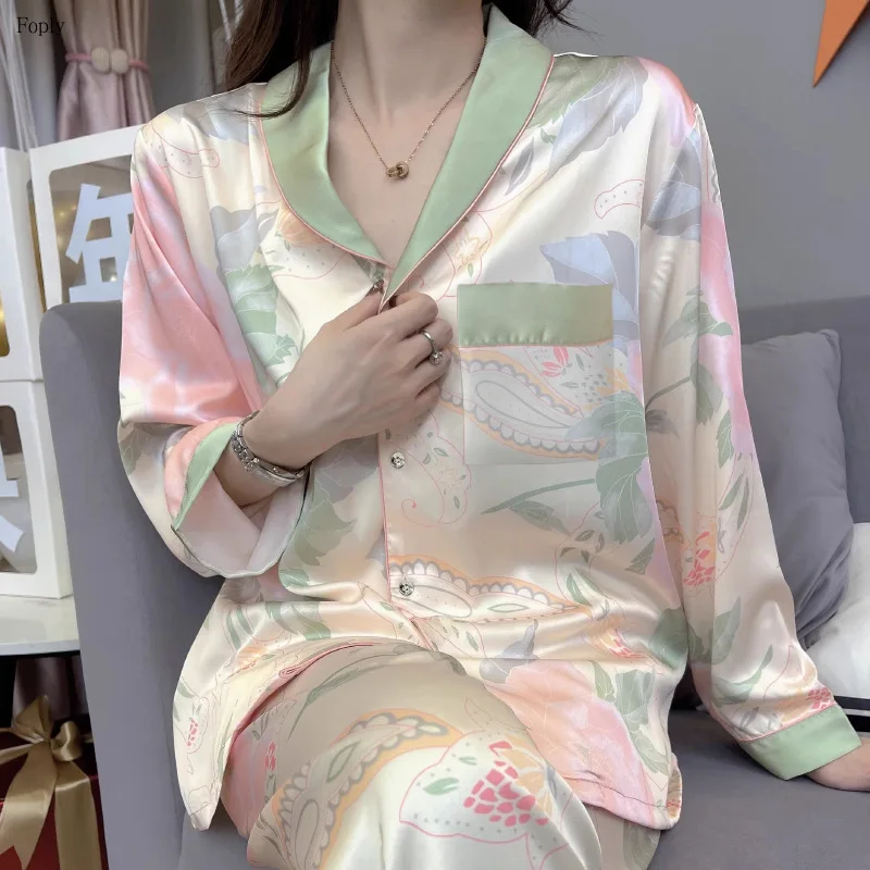 Sweet Flowers Print Women Pajamas Two-piece Spring and Autumn Faux Silk Satin Pyjamas Ladies Pijama Sleepwear Women Loungewear
Sweet Flowers Print Women Pajamas Two-piece Spring and Autumn Faux Silk Satin Pyjamas Ladies Pijama Sleepwear Women Loungewear