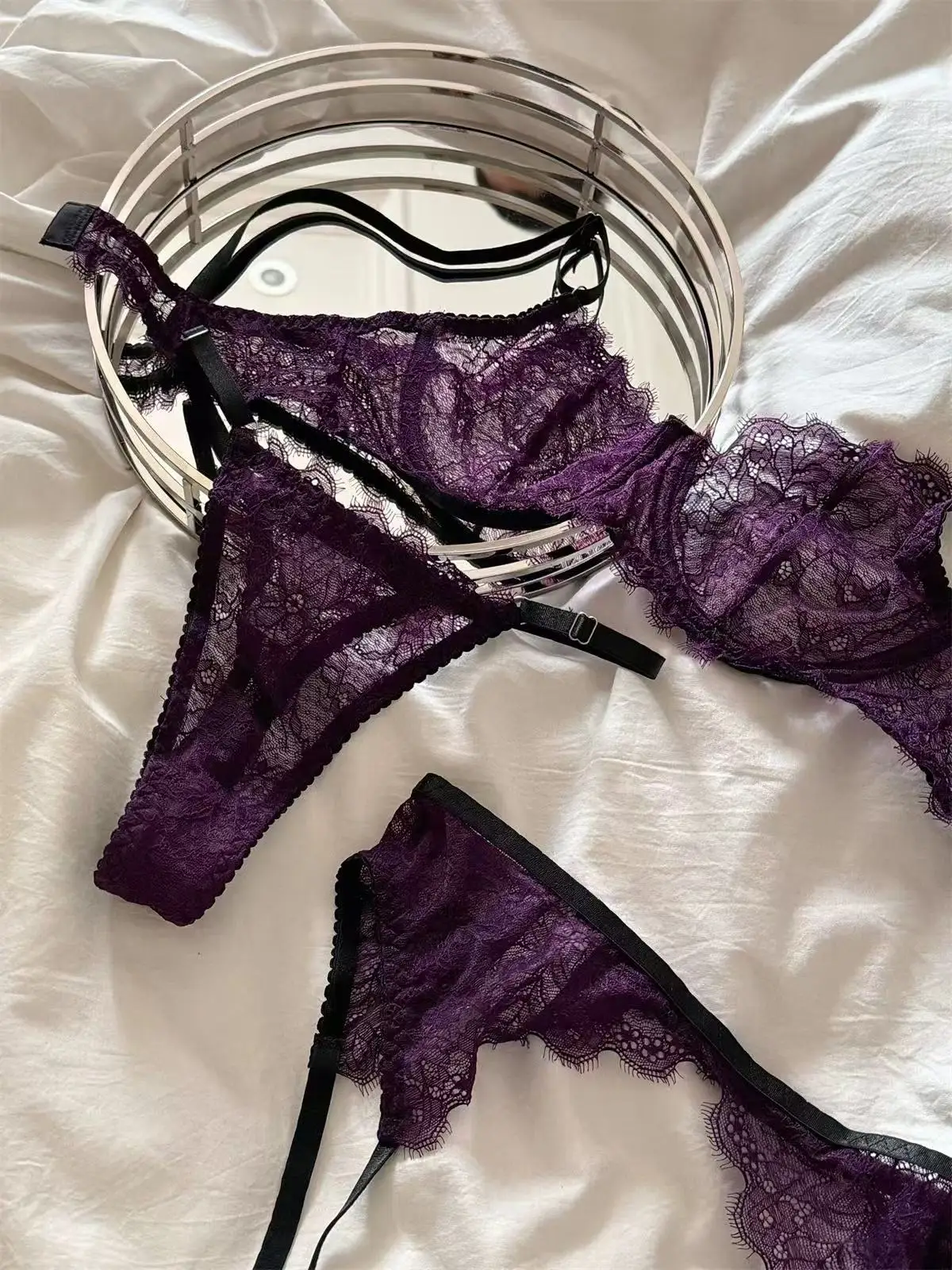2025 bra set purple romantic lingerie set gathered thin lace women underwear push up cup lace sexy upturned breathable brassie
2025 bra set purple romantic lingerie set gathered thin lace women underwear push up cup lace sexy upturned breathable brassie