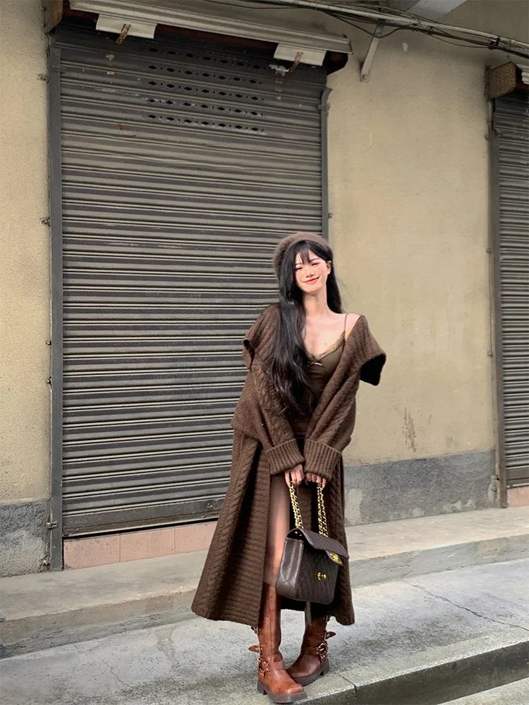 Original Design Mid-Length Sweater Jaet for Women in Brown by One Aa Spicy Girl Sle Commute Wind Autumn Winter
Original Design Mid-Length Sweater Jaet for Women in Brown by One Aa Spicy Girl Sle Commute Wind Autumn Winter