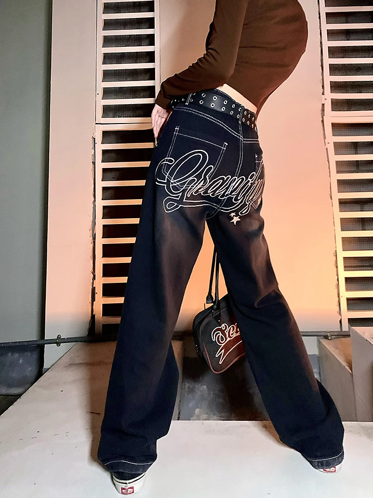 Ретро-джинсы в американском стиле для женщин, с вышивкой, модные, в уличном стиле, широкие брюки для пар, уличные, свободные, с широкими штанинами
Ретро-джинсы в американском стиле для женщин, с вышивкой, модные, в уличном стиле, широкие брюки для пар, уличные, свободные, с широкими штанинами