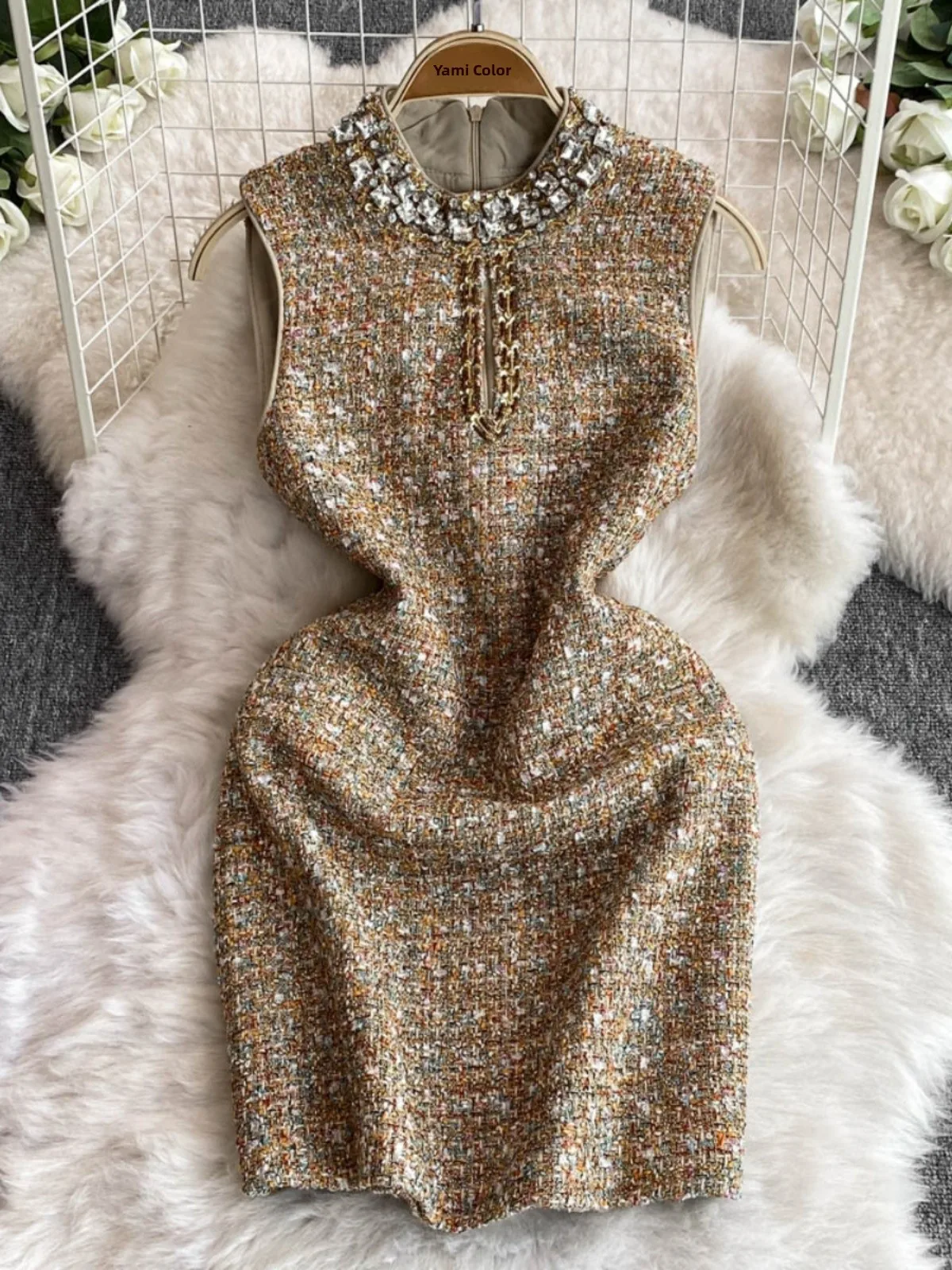 Ele ort Diamond Embellied Waist-Cinching Svel Dr Women's Faion High Waist Zipper Closure A-Line Skirt
Ele ort Diamond Embellied Waist-Cinching Svel Dr Women's Faion High Waist Zipper Closure A-Line Skirt
