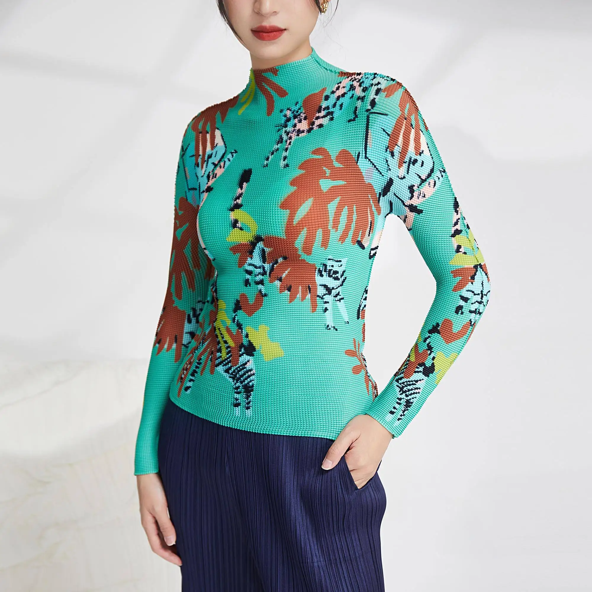 Miyake Summer Daily Use Casual Shirts Newest Fashion Printed Graffiti Long Sleeve Tops Women Stretch Pleated Fabric T-shirts
Miyake Summer Daily Use Casual Shirts Newest Fashion Printed Graffiti Long Sleeve Tops Women Stretch Pleated Fabric T-shirts