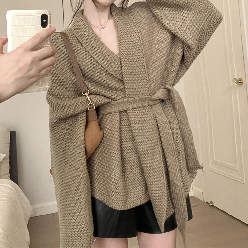 Женский кардиган ITOOLIN с кружевной шнуровкой, V-образным вырезом, длинными рукавами, теплый вязаный свитер, свободный повседневный пальто для женщин на осень-зиму
Женский кардиган ITOOLIN с кружевной шнуровкой, V-образным вырезом, длинными рукавами, теплый вязаный свитер, свободный повседневный пальто для женщин на осень-зиму