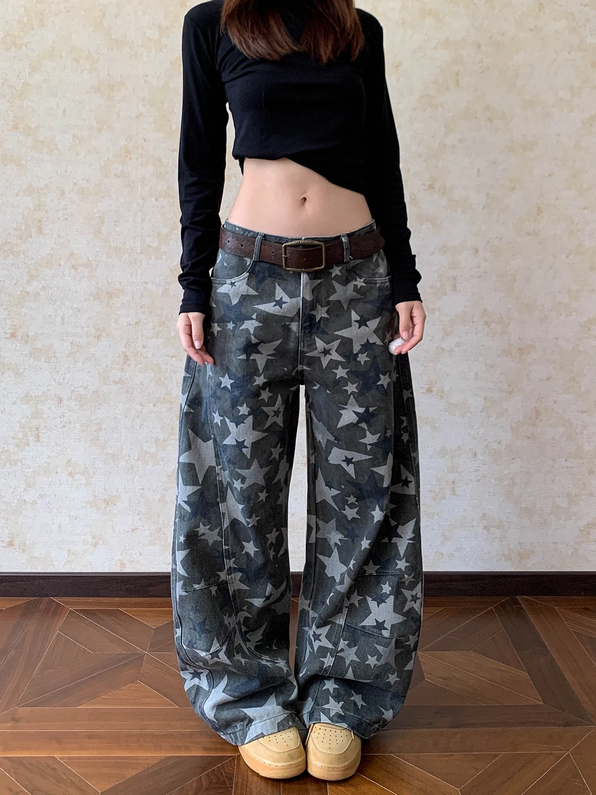 Джинсы женские Aket American Retro Star Washed, свободные, прямого кроя, модные, хлопковые, с застежкой на молнии на талии
Джинсы женские Aket American Retro Star Washed, свободные, прямого кроя, модные, хлопковые, с застежкой на молнии на талии