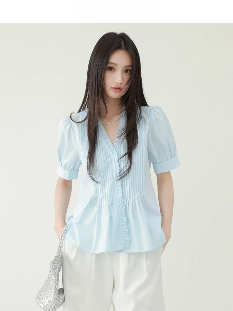 Loose Fit Blue Short Sleeve V-Neck Women's Shirt Summer Slimming Style French Style Pure Color Button up Casual Top
Loose Fit Blue Short Sleeve V-Neck Women's Shirt Summer Slimming Style French Style Pure Color Button up Casual Top
