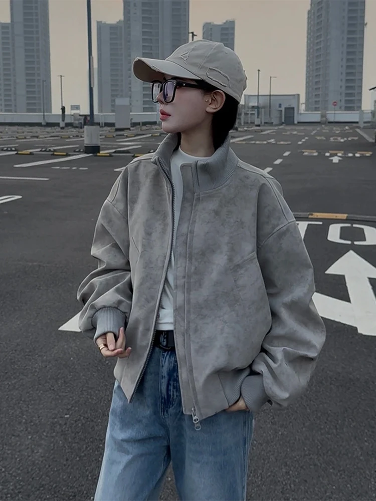 Мужская демисезонная куртка-бомбер из матовой кожи с воротником-стойкой в американском стиле, приталенная, для бейсбола
Мужская демисезонная куртка-бомбер из матовой кожи с воротником-стойкой в американском стиле, приталенная, для бейсбола