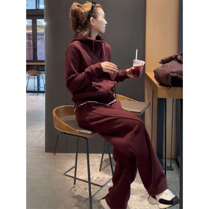 plus Size 300 Pounds Women's Sportswear Set High Waist Sports Pants Cardigan Versatile Autumn Season Korean Style Long Sleeve
plus Size 300 Pounds Women's Sportswear Set High Waist Sports Pants Cardigan Versatile Autumn Season Korean Style Long Sleeve