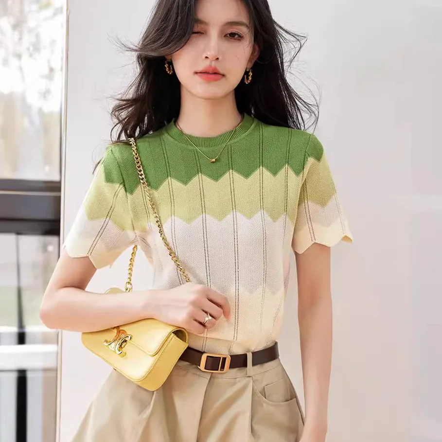 R3220 Women's Gradient Design Loose Knitted Short Sleeve Cotton T-Shirt Summer Top Comfortable Breathable Casual Fashion
R3220 Women's Gradient Design Loose Knitted Short Sleeve Cotton T-Shirt Summer Top Comfortable Breathable Casual Fashion