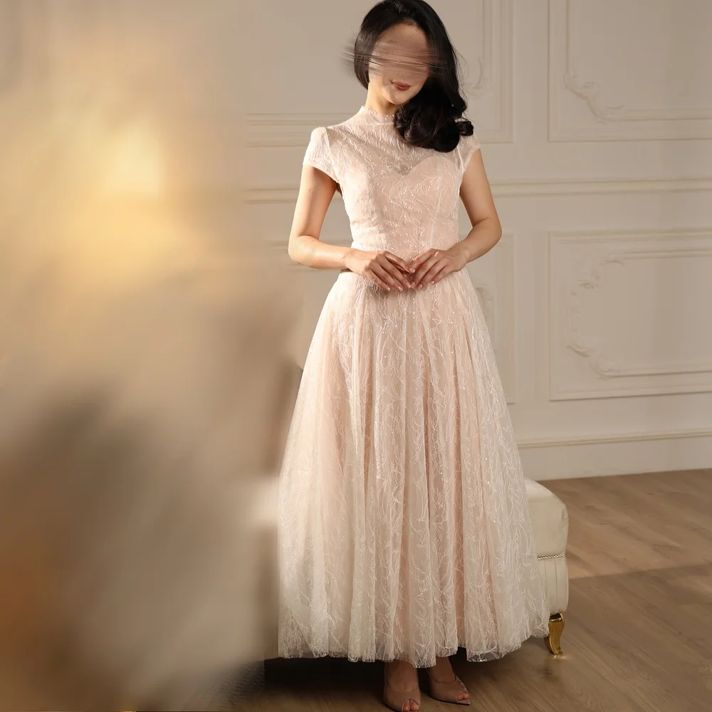 Customized Lace Formal Evening Gowns High Collar A-line Backless Midi Dresses Modern Style Wedding Party Dress for Banquet
Customized Lace Formal Evening Gowns High Collar A-line Backless Midi Dresses Modern Style Wedding Party Dress for Banquet