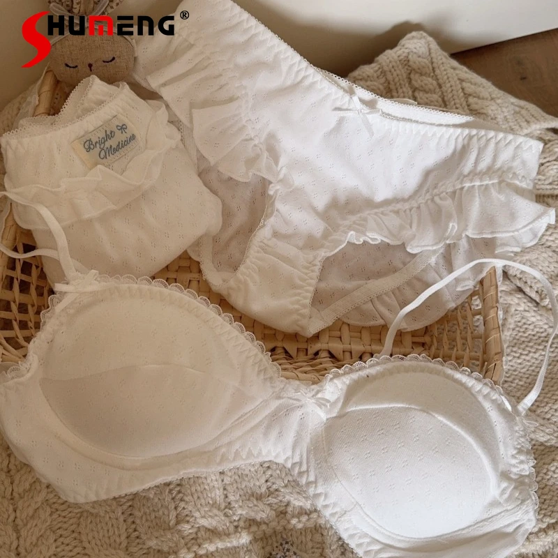 Красивое чисто белое нижнее белье для девочек Sweet Desire, комплект с бюстгальтером из чистого хлопка с маленькой грудью, женское японское дышащее беспроводное нижнее белье
Красивое чисто белое нижнее белье для девочек Sweet Desire, комплект с бюстгальтером из чистого хлопка с маленькой грудью, женское японское дышащее беспроводное нижнее белье