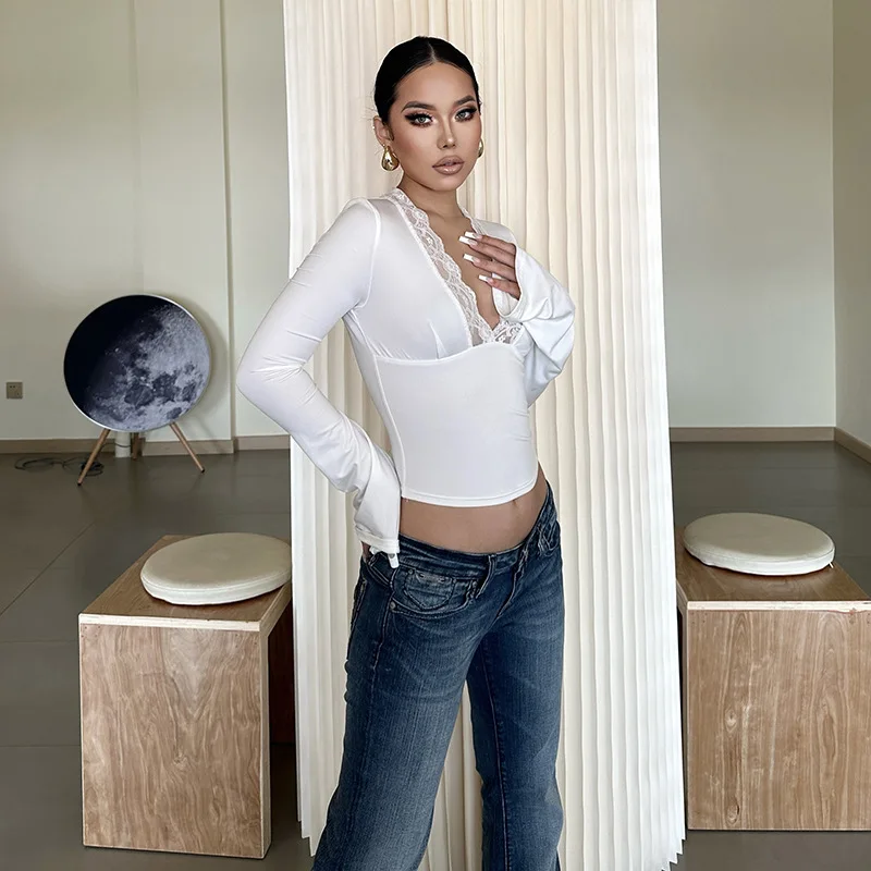 Women's Summer New Hot Girl Sexy V-neck Lace and Lace-up Long-sleeved T-shirt Top in European Style
Women's Summer New Hot Girl Sexy V-neck Lace and Lace-up Long-sleeved T-shirt Top in European Style