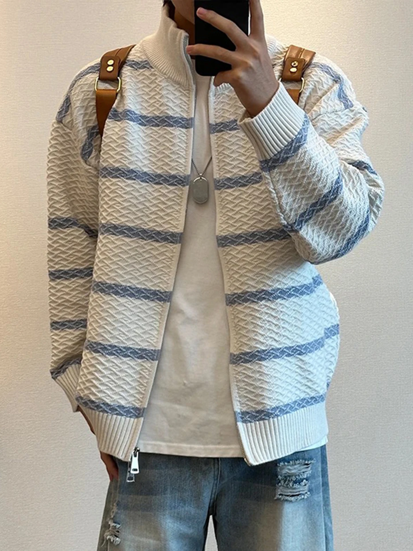 Cleanfit Men's Striped Open Cardigan Sweater Korean Sle Stand Collar Plaid Knitwear American Luxury Sle oulder Coat
Cleanfit Men's Striped Open Cardigan Sweater Korean Sle Stand Collar Plaid Knitwear American Luxury Sle oulder Coat