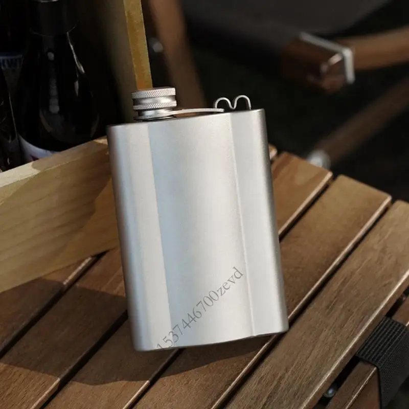 Titaniums Camping Hip Flask Pocket Flat Liquor Bottle for Hiking Backpacking Use Portable Beverage Storage Container P9YB
Titaniums Camping Hip Flask Pocket Flat Liquor Bottle for Hiking Backpacking Use Portable Beverage Storage Container P9YB