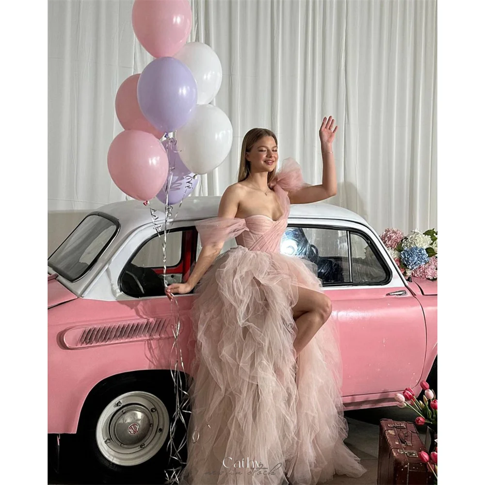 Cathy Customized Pink Ball Gown Bow Strap Prom Dress Cascading Ruffle vestidos de noiva Side Split Floor-Length Evening Dresses
Cathy Customized Pink Ball Gown Bow Strap Prom Dress Cascading Ruffle vestidos de noiva Side Split Floor-Length Evening Dresses