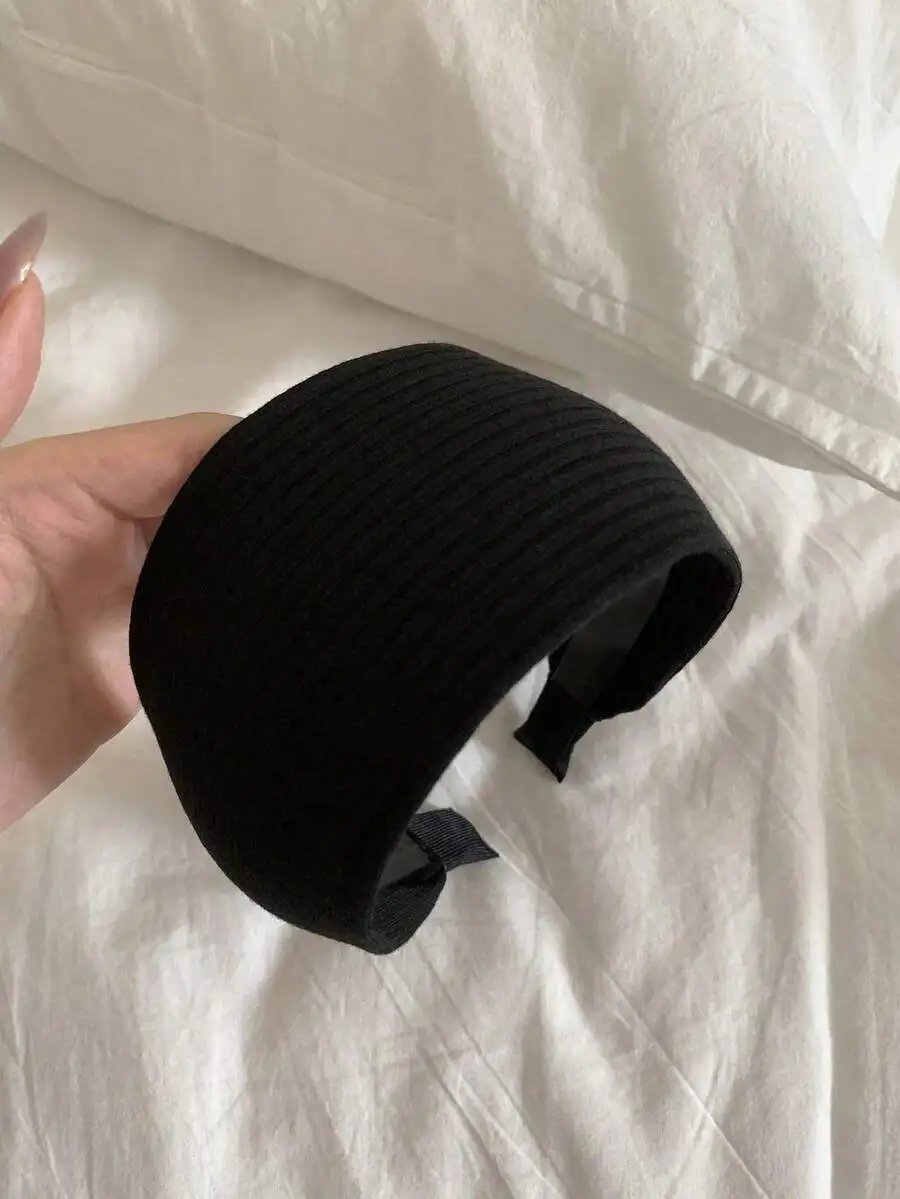 Extra Wide Knitted Headband Solid Black Hair Accessory For Women
Extra Wide Knitted Headband Solid Black Hair Accessory For Women