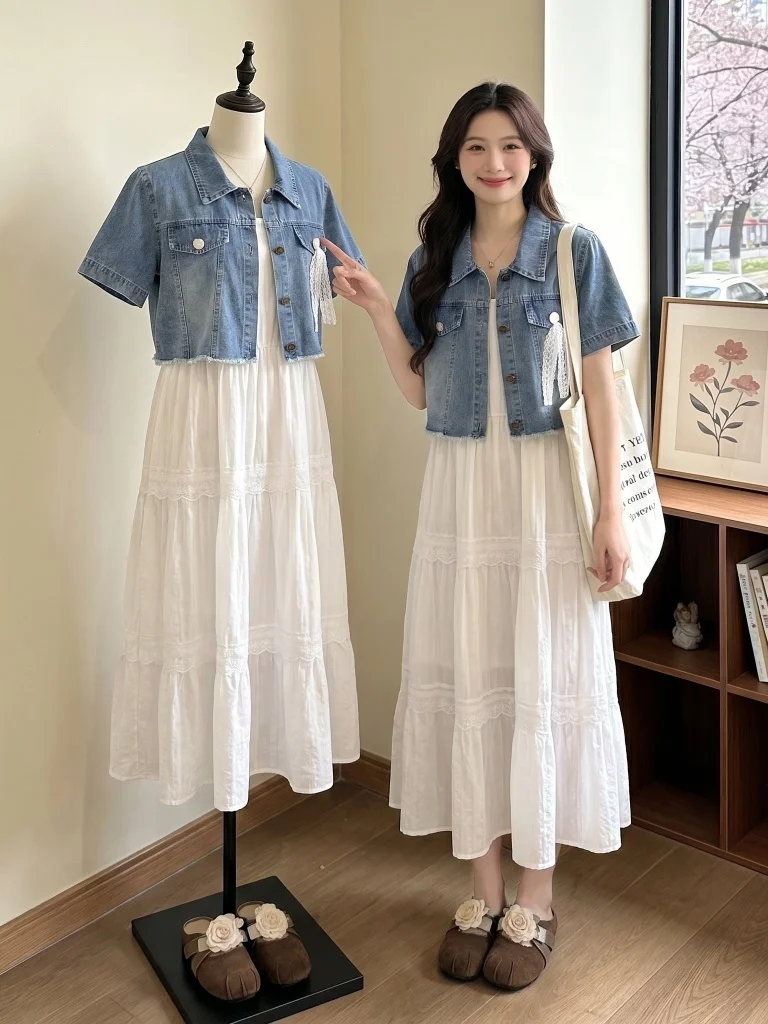 Summer Fashion Large Size Women's Dress And Jacket Set Short Sleeve Denim Style Initial Love Wind Two-Piece Suit Casual Commute
Summer Fashion Large Size Women's Dress And Jacket Set Short Sleeve Denim Style Initial Love Wind Two-Piece Suit Casual Commute