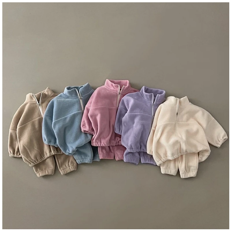 Autumn Baby Two-sided Fleece Stand-collar Sports Set Soft Solid Color Baby Plus Fleece Hoodie two-piece Set
Autumn Baby Two-sided Fleece Stand-collar Sports Set Soft Solid Color Baby Plus Fleece Hoodie two-piece Set