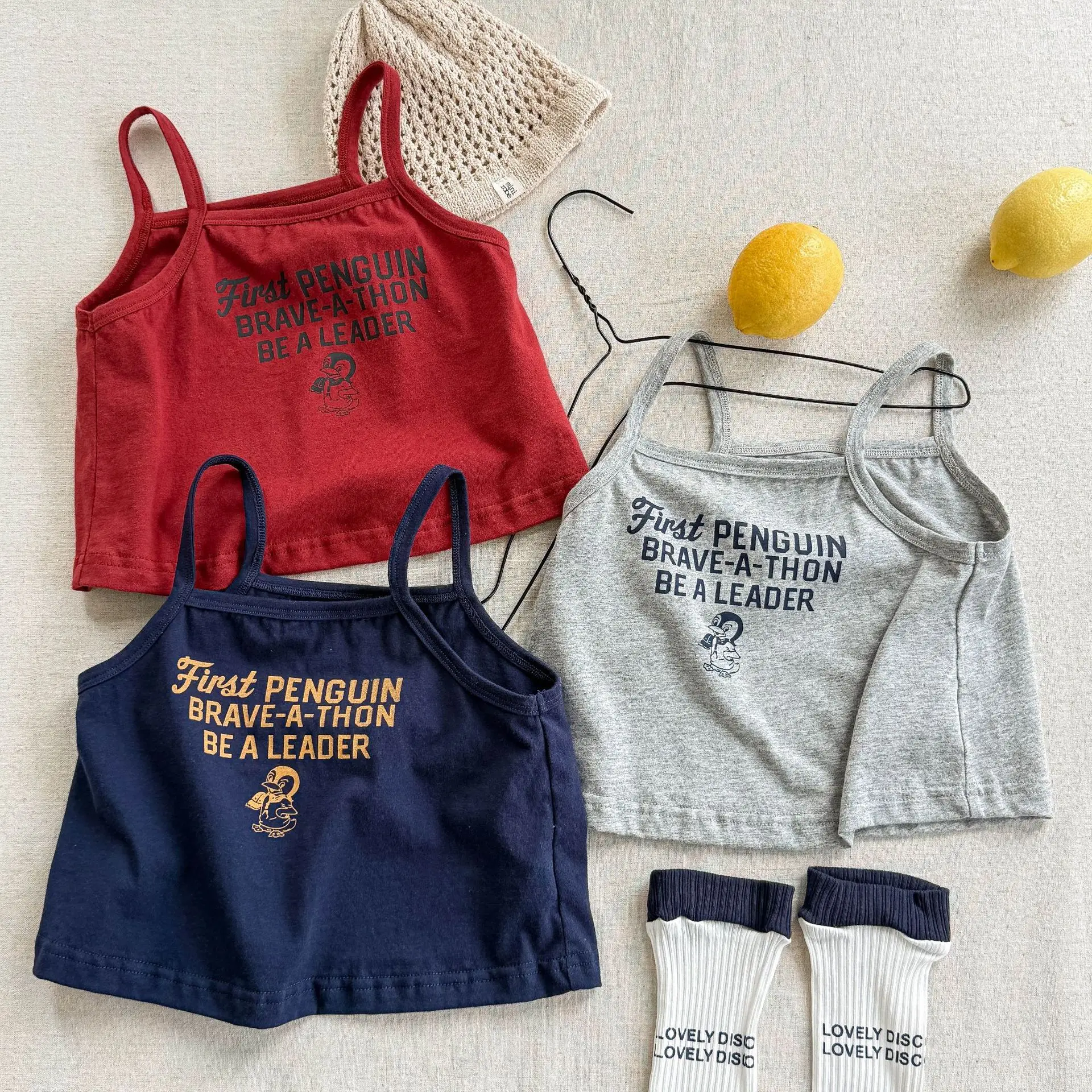 2025 Summer New Girls Sleeveless T Shirts Children Sling Vest Cartoon Letter Print Baby Cotton Tee Loose Kids Casual Tops
2025 Summer New Girls Sleeveless T Shirts Children Sling Vest Cartoon Letter Print Baby Cotton Tee Loose Kids Casual Tops