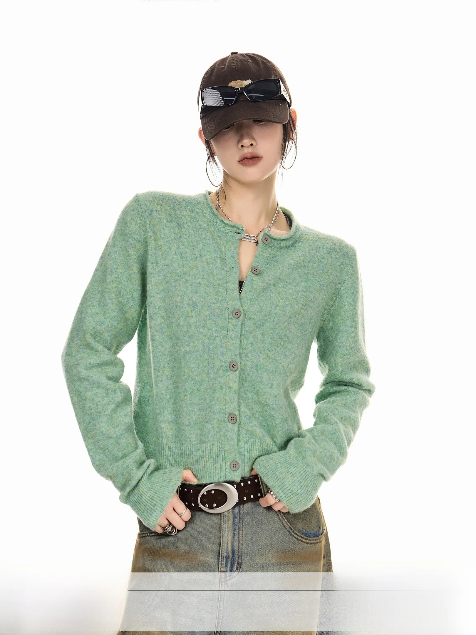 Mint Green Short Knitted Open Cardigan Women's Slim Fit Lazy Sweater Jacket ICH MODE American Retro Style Casual Wear
Mint Green Short Knitted Open Cardigan Women's Slim Fit Lazy Sweater Jacket ICH MODE American Retro Style Casual Wear