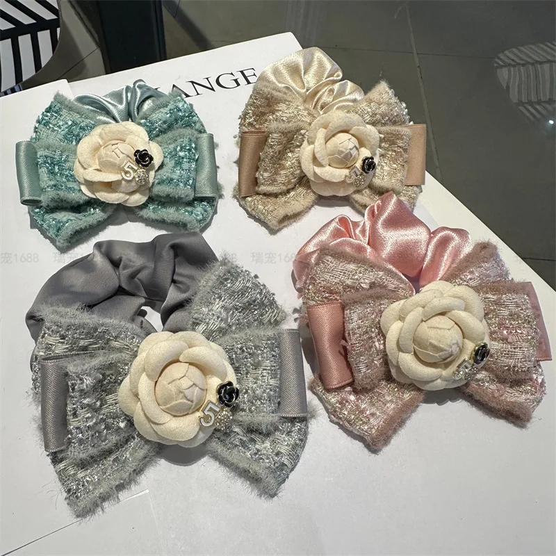 Korean Hair Accessories Flower Fabric Camellia Bow Large Intestine Circle Temperament Female Elastic Bands
Korean Hair Accessories Flower Fabric Camellia Bow Large Intestine Circle Temperament Female Elastic Bands
