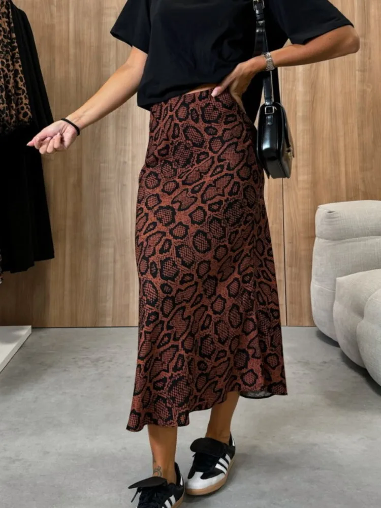 Women Fashion High Waist Slimming Leopard Print Zebra Print Pattern Office Lady Skirt With Hip Hugging And Slim Fit Female Skirt
Women Fashion High Waist Slimming Leopard Print Zebra Print Pattern Office Lady Skirt With Hip Hugging And Slim Fit Female Skirt