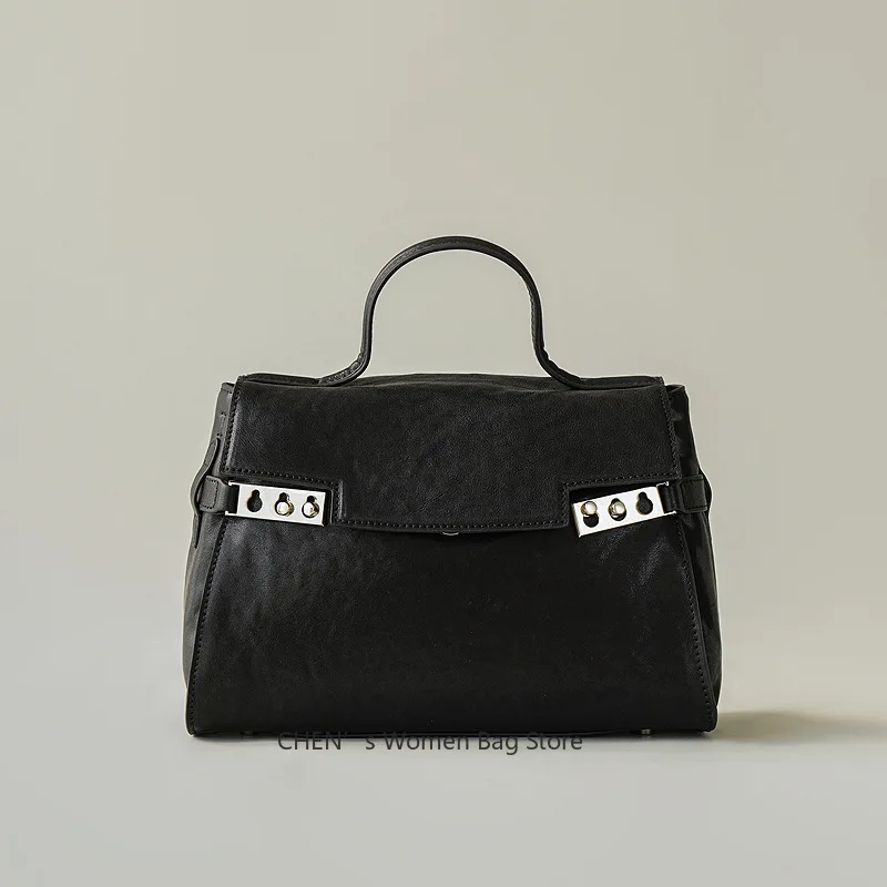 New Cow Leather Crossbody Bag Large Capacity Soft Fashion Tote Bag For Commuting Casual Handbag For Women
New Cow Leather Crossbody Bag Large Capacity Soft Fashion Tote Bag For Commuting Casual Handbag For Women
