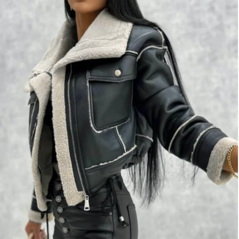 Warm Winter Outerwear Casual Fashion Jacket Women Faux Leather Biker Jacket with Faux Fur Trimmed Collar Vintage Moto Coat
Warm Winter Outerwear Casual Fashion Jacket Women Faux Leather Biker Jacket with Faux Fur Trimmed Collar Vintage Moto Coat