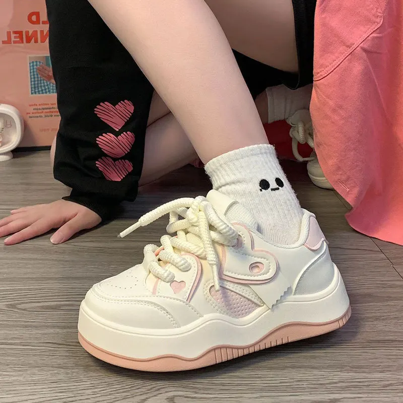Love Heart Flat Bottom Casual Women's Shoes Thick Bottom Spring 2025 Original Student Fashion Board Shoes
Love Heart Flat Bottom Casual Women's Shoes Thick Bottom Spring 2025 Original Student Fashion Board Shoes